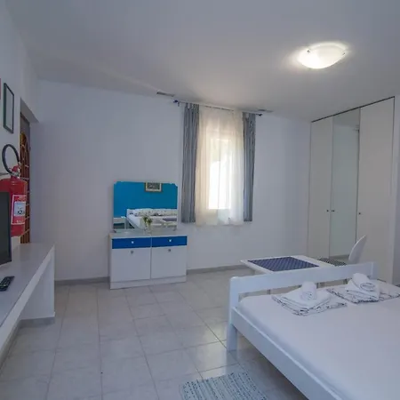 Apartment Glencoe -suite 7 *